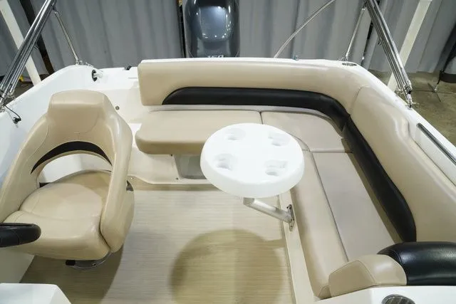 Slide: The Image of Hurricane SunDeck Sport 188 OB 2016 - 16