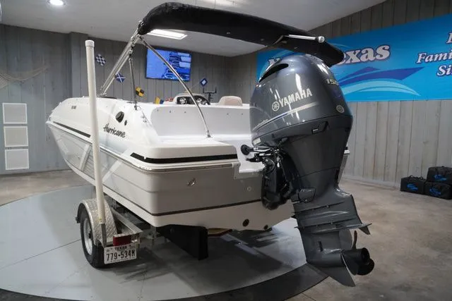 Slide: The Image of Hurricane SunDeck Sport 188 OB 2016 - 8