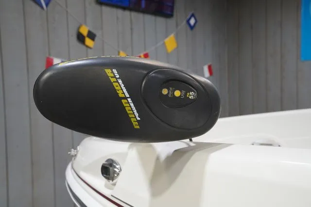 Slide: The Image of Tahoe 550 TF Outboard 2016 - 3