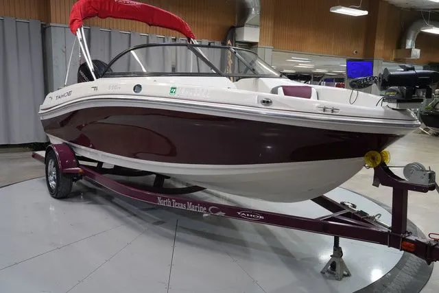 Slide: The Image of Tahoe 550 TF Outboard 2016 - 6