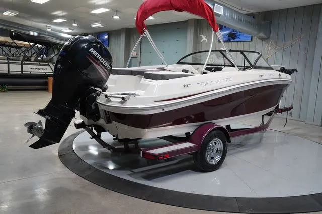 Slide: The Image of Tahoe 550 TF Outboard 2016 - 8