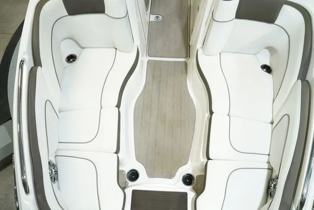 Slide: The Image of Yamaha 242 Limited S With Painted Trailer 2014 - 13