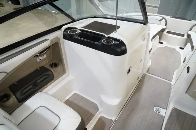 Slide: The Image of Yamaha 242 Limited S With Painted Trailer 2014 - 17