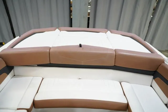 Slide: The Image of Four Winns H230 2017 - 24