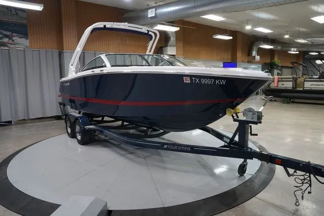 Slide: The Image of Four Winns H230 2017 - 6