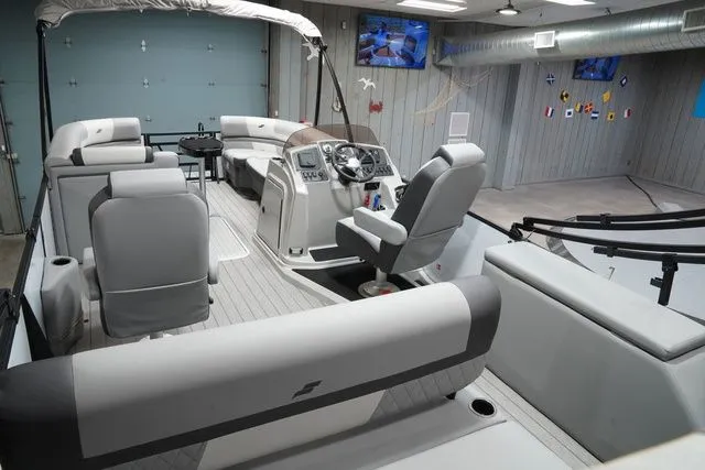 Slide: The Image of Starcraft EXS 5 Q DH 2026 - 18