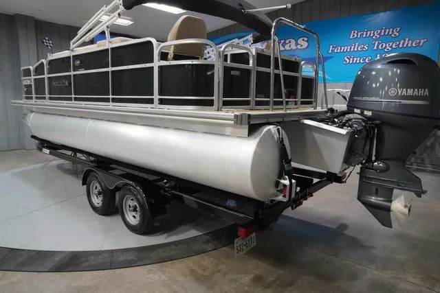 Slide: The Image of South Bay 220FCR 2.75 2016 - 10