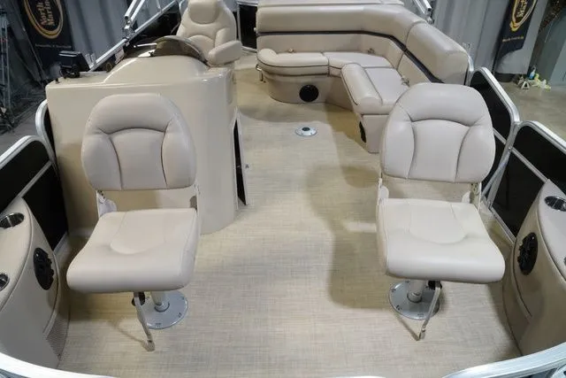 Slide: The Image of South Bay 220FCR 2.75 2016 - 11