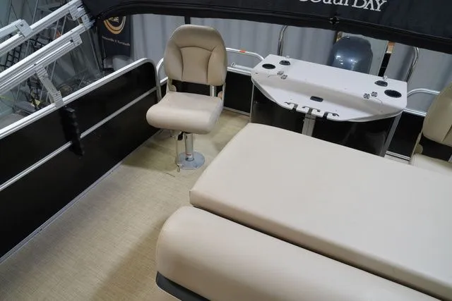 Slide: The Image of South Bay 220FCR 2.75 2016 - 20