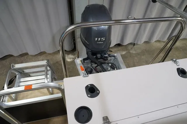 Slide: The Image of South Bay 220FCR 2.75 2016 - 22