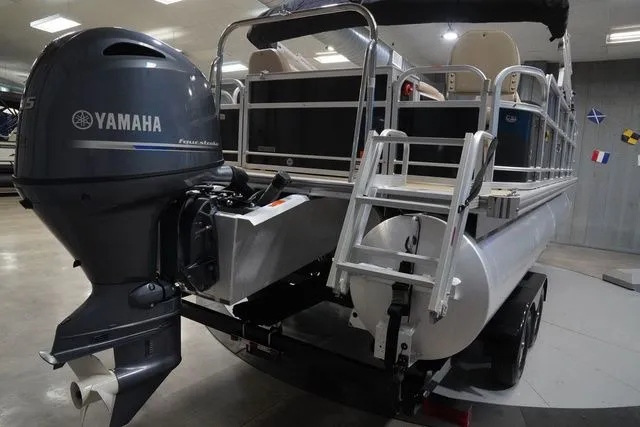 Slide: The Image of South Bay 220FCR 2.75 2016 - 8