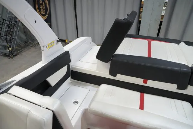 Slide: The Image of Four Winns Horizon Series H230 2013 - 25