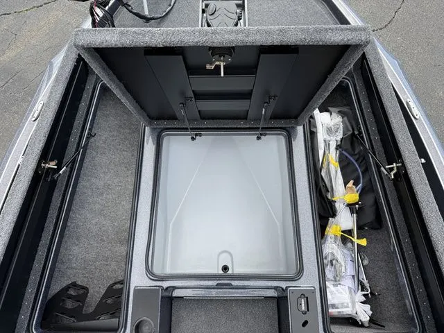 Slide: The Image of Triton 18TRX 2026 - 7