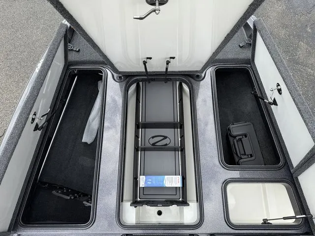 Slide: The Image of Ranger Z185 2026 - 7