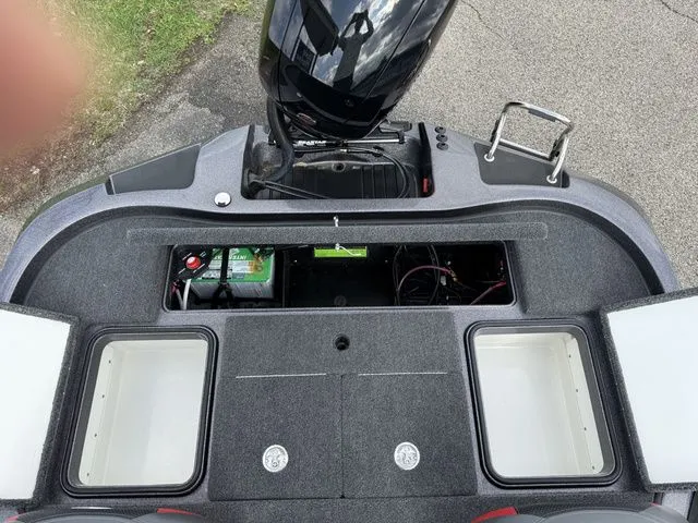 Slide: The Image of Ranger Z185 2026 - 8