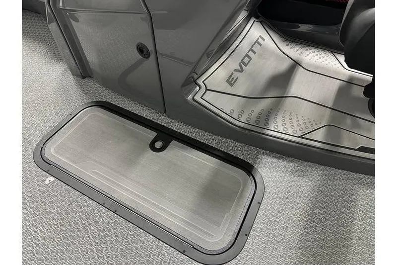 Slide: The Image of 2026 Evotti 723CS interior with sleek design and textured flooring. - 24