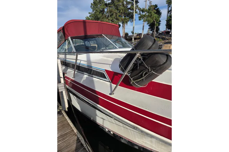 The Image of Wellcraft 3200 St. Tropez 1988 - undefined