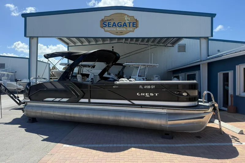 The Image of 2021 Crest Caribbean Platinum 250 SLC pontoon boat at Seagate Marine Sales. - 1