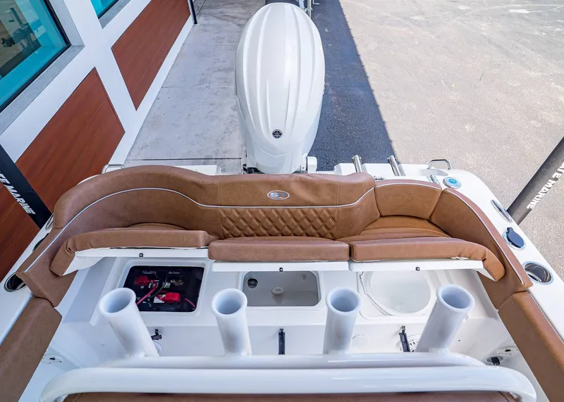 Slide: The Image of Sea Hunt Ultra 219 2026 - 7