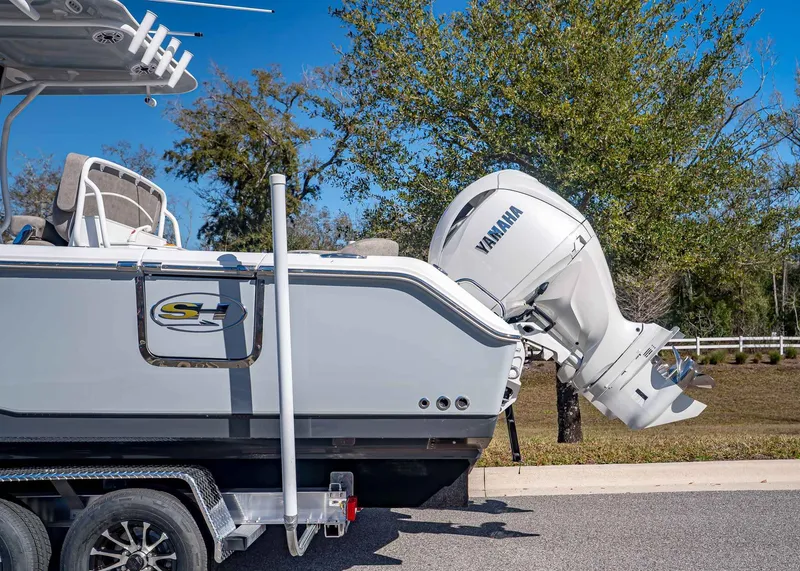 Slide: The Image of Sea Hunt Ultra 265 SE 2026 - 3