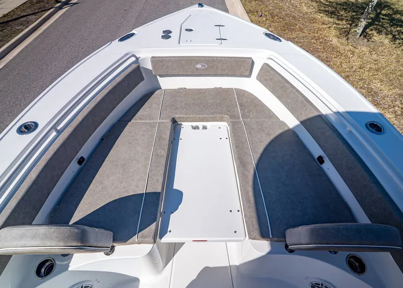 Slide: The Image of Sea Hunt Ultra 265 SE 2026 - 28