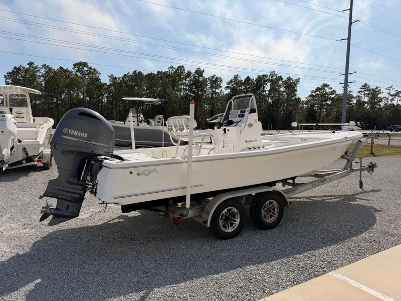 Slide: The Image of 2019 BlackJack 224 boat with Yamaha engine on trailer. - 5