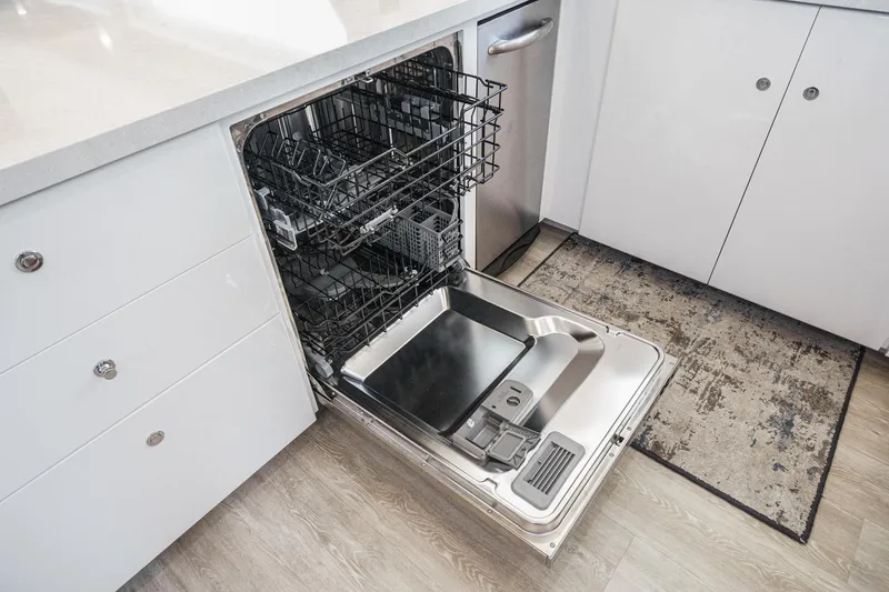 Slide: The Image of North Coast Raised Pilothouse 1999/2024 1999 - 69