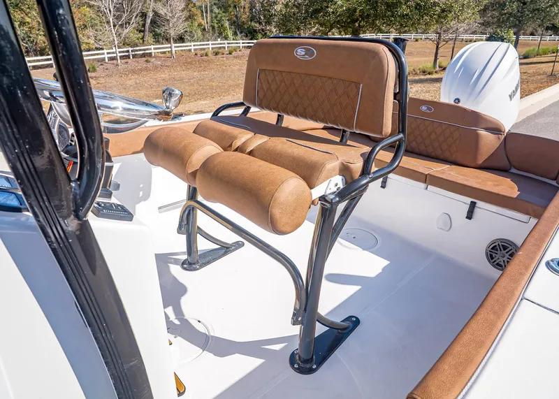 Slide: The Image of Sea Hunt Ultra 229 2026 - 11