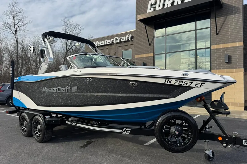 The Image of MasterCraft XT22 2021 - undefined