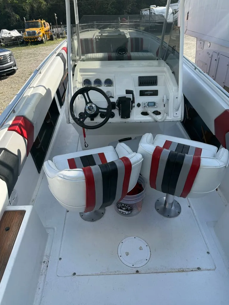 Slide: The Image of Chris-Craft Scorpion 1986 - 2