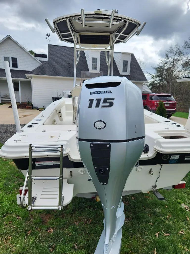 Slide: The Image of Carolina 21 Sea Skiff 2017 - 4