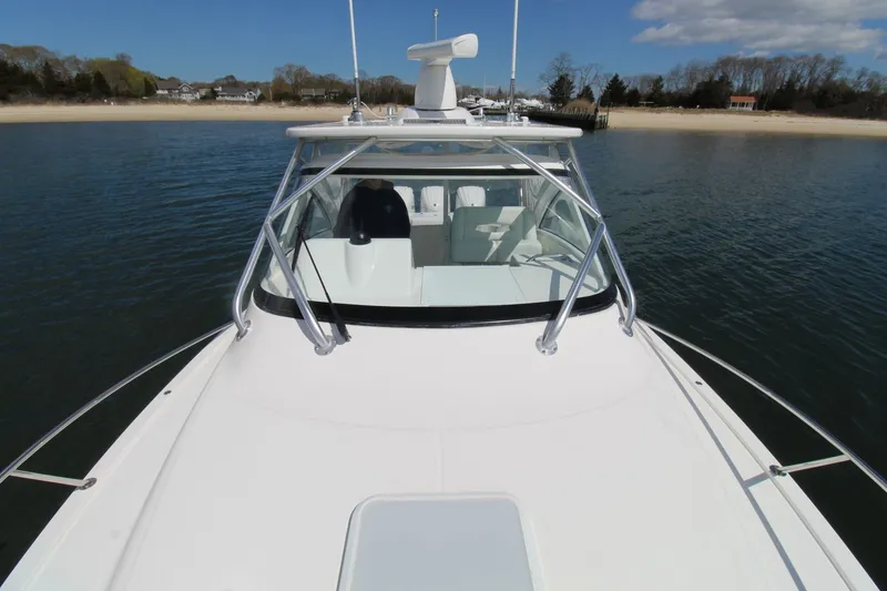 Slide: The Image of Albemarle 30 Express 2022 - 11