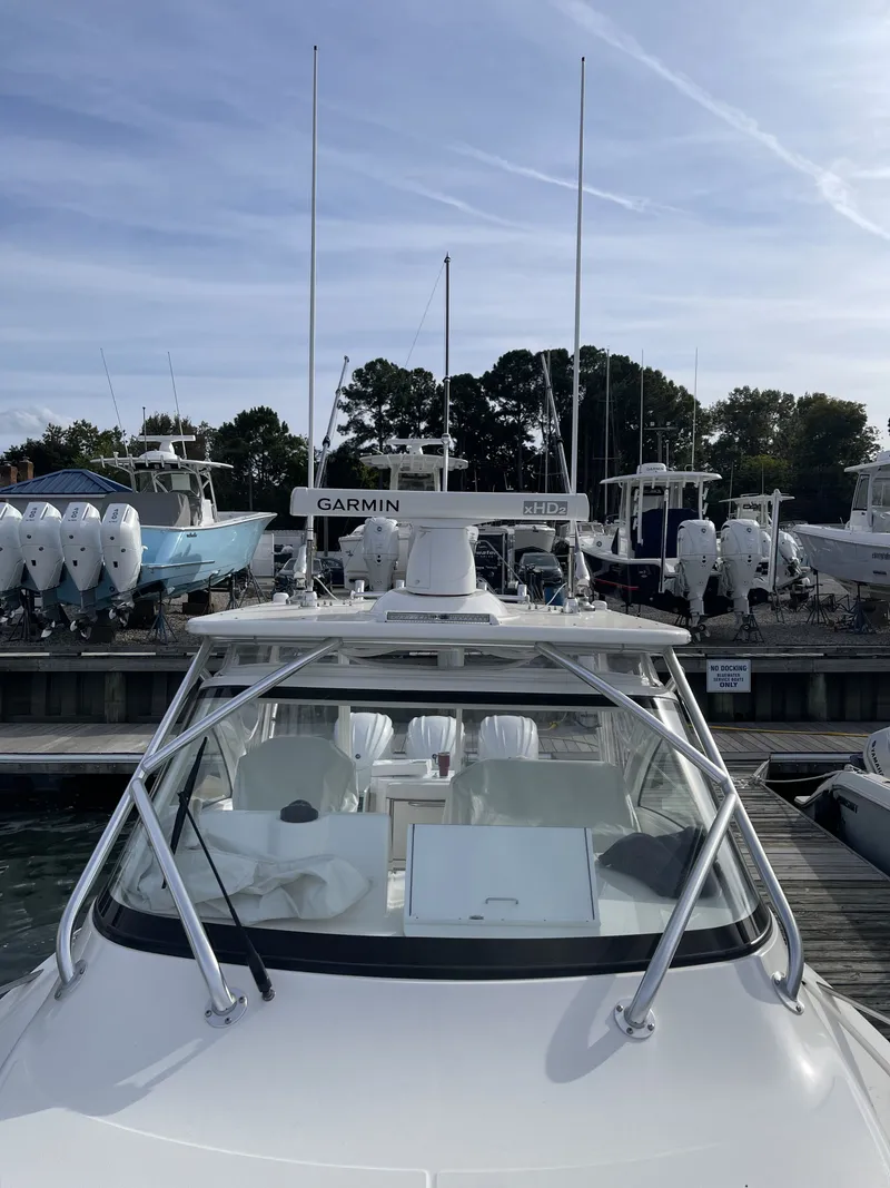 Slide: The Image of Albemarle 30 Express 2022 - 2