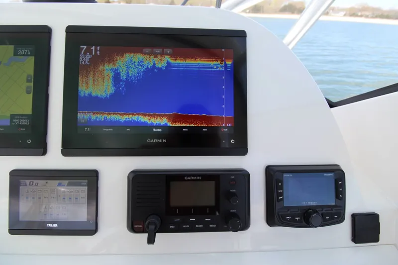 Slide: The Image of Albemarle 30 Express 2022 - 24