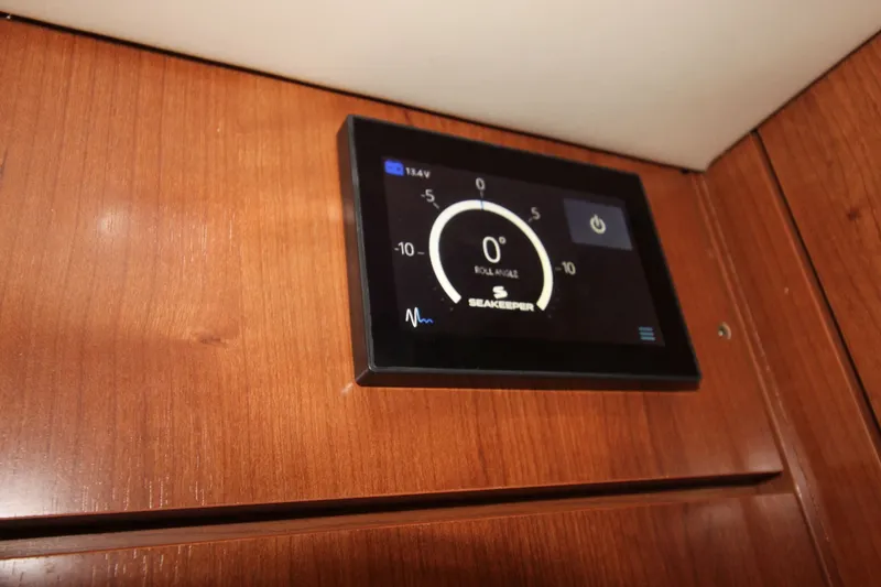 Slide: The Image of Albemarle 30 Express 2022 - 47