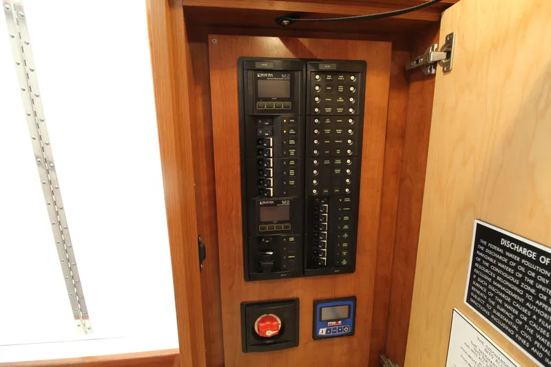 Slide: The Image of Albemarle 30 Express 2022 - 48