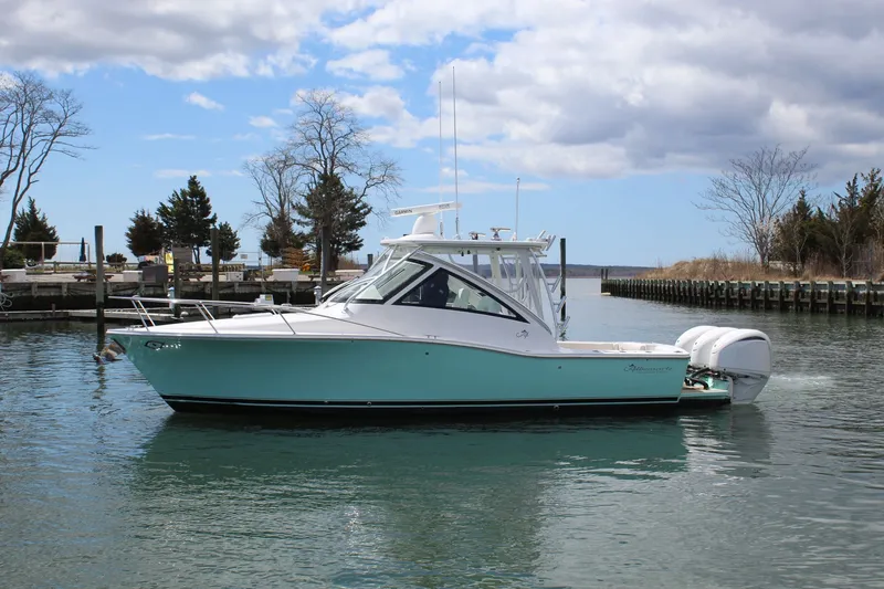 Slide: The Image of Albemarle 30 Express 2022 - 5