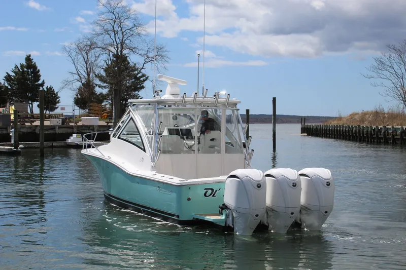 Slide: The Image of Albemarle 30 Express 2022 - 8