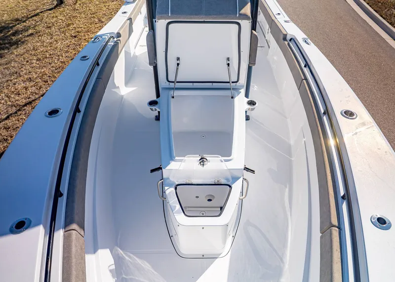 Slide: The Image of Sea Hunt Gamefish 27 Coffin Box 2026 - 28