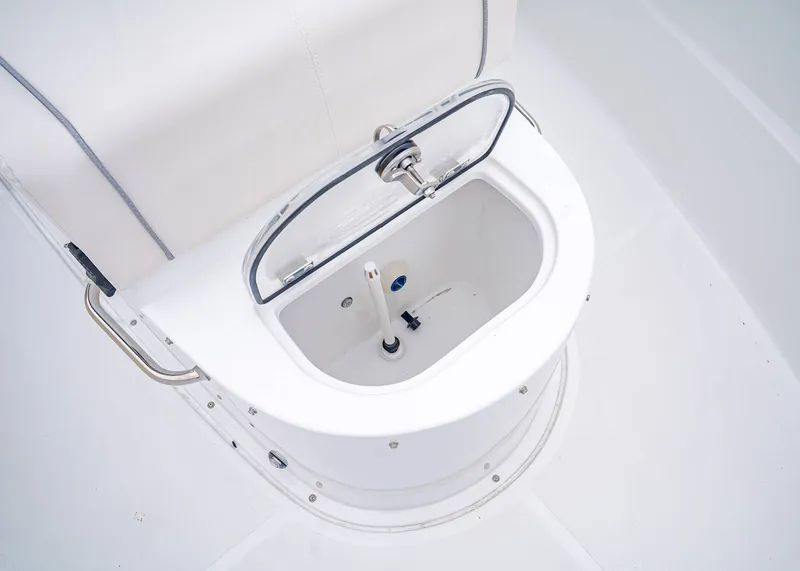 Slide: The Image of Sea Hunt Gamefish 28 Coffin Box 2026 - 30