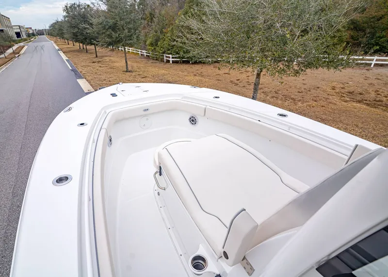 Slide: The Image of Sea Hunt Gamefish 28 Coffin Box 2026 - 33