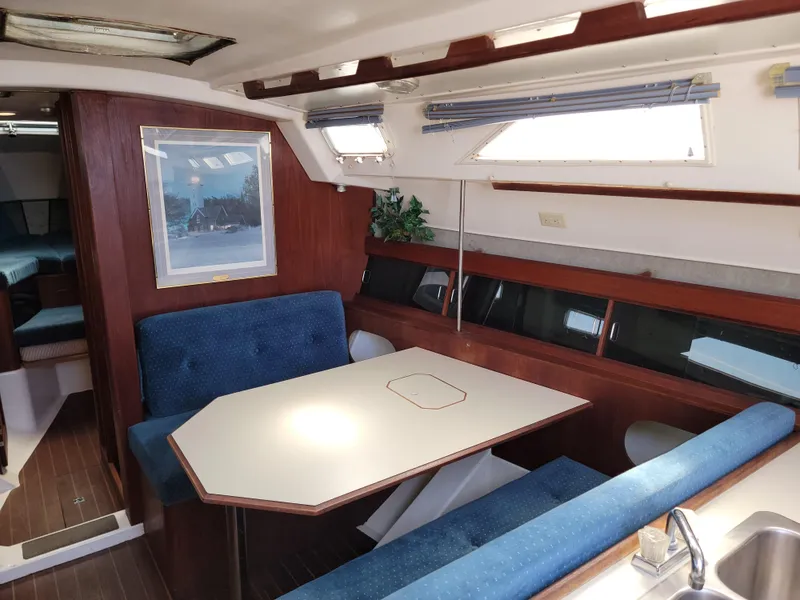 Slide: The Image of Hunter 34 1984 - 51