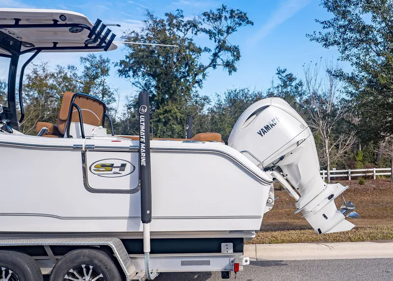 Slide: The Image of Sea Hunt Ultra 255 SE 2026 - 3