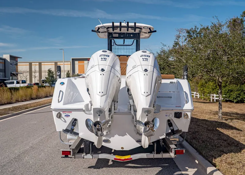 Slide: The Image of Sea Hunt Gamefish 27 Coffin Box 2026 - 4