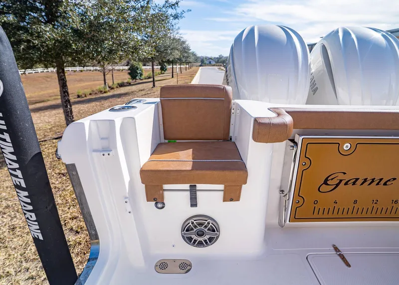 Slide: The Image of Sea Hunt Gamefish 27 Coffin Box 2026 - 8