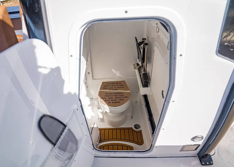 Slide: The Image of Sea Hunt Gamefish 27 Coffin Box 2026 - 19