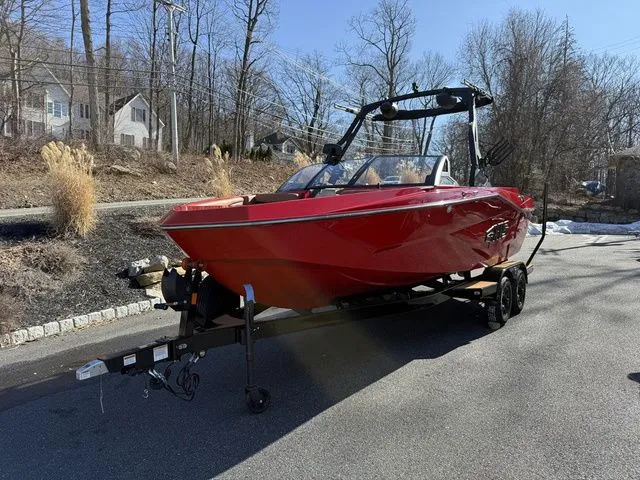 Slide: The Image of Axis Wake Research T220 2026 - 11