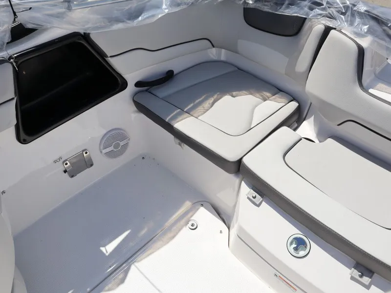 Slide: The Image of Interior of Yamaha SX190 boat, 2026 model, featuring gray upholstery. - 20