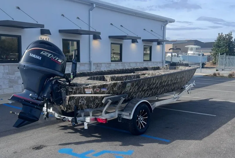 Slide: The Image of Avid 18 Commander 2026 - 3