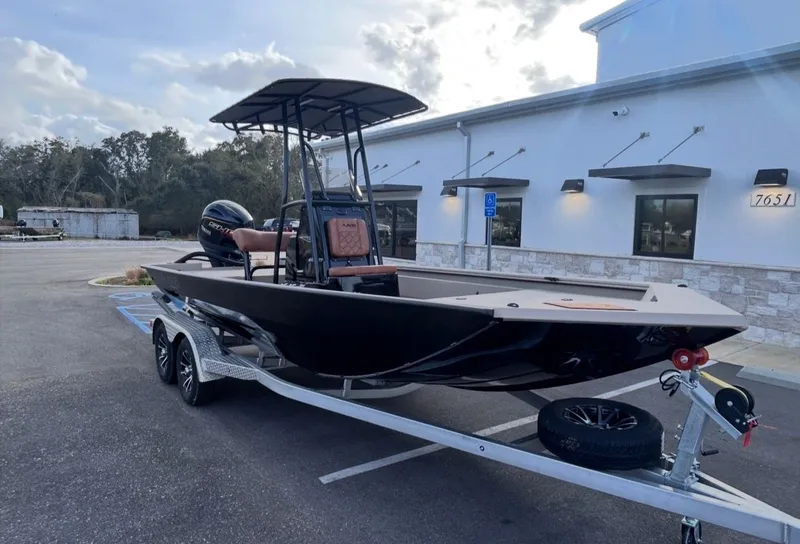 Slide: The Image of Avid 20CC Rogue 2026 - 7